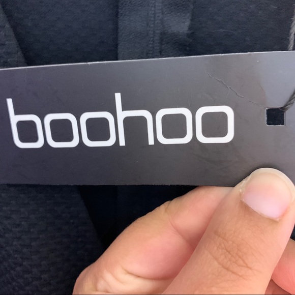 Boohoo- Black Romper size 4 - Picture 11 of 11